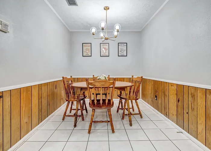 Hudson Manor Tallahassee